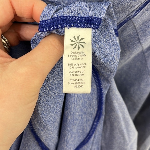 Athleta Quarter Zip Ruched Athletic Top Size Medium - Picture 4 of 4